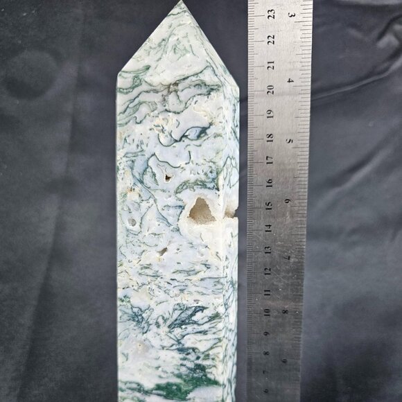 Green Moss Agate Tower With Druzy - Picture 6 of 8